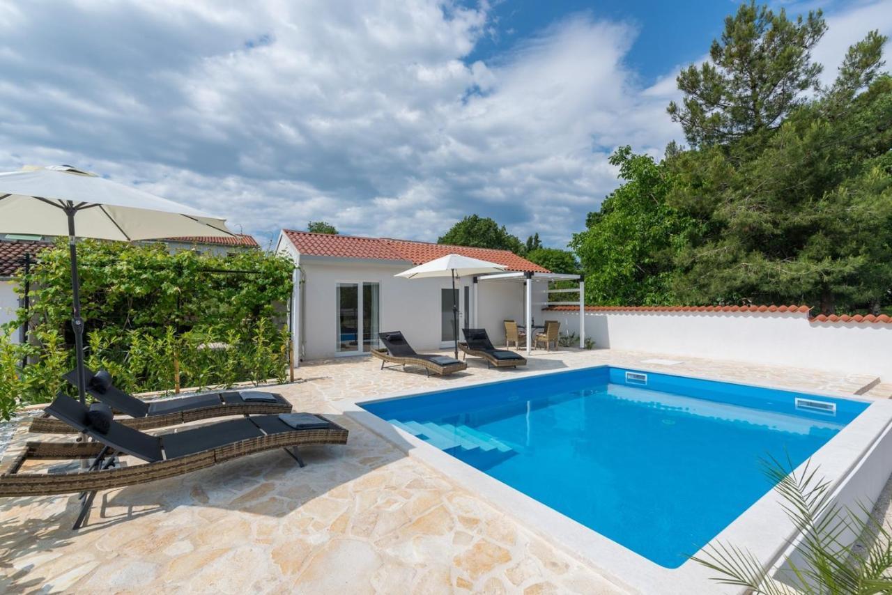 Вилла Casa Cosini With Private Pool Пореч Экстерьер фото