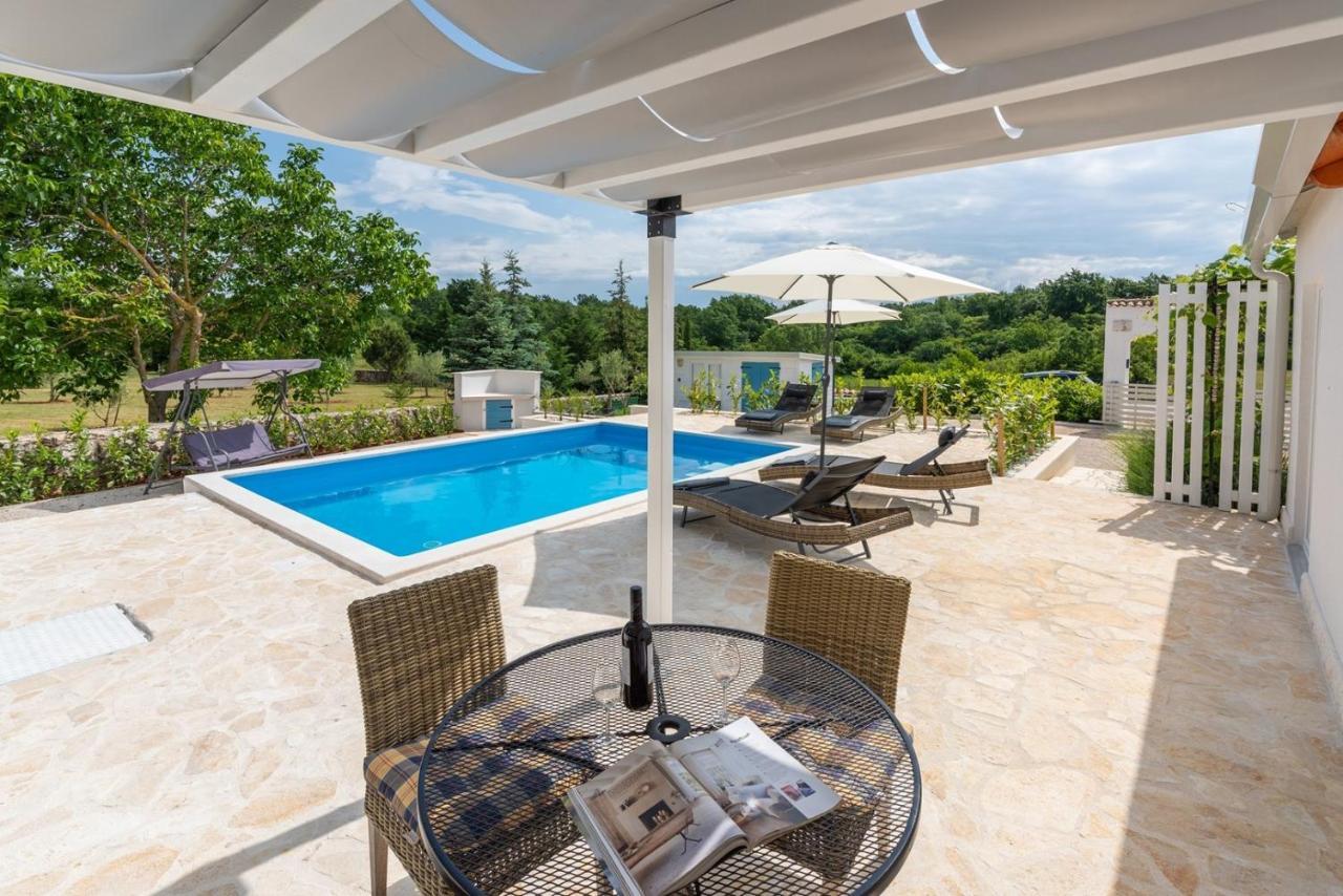 Вилла Casa Cosini With Private Pool Пореч Экстерьер фото
