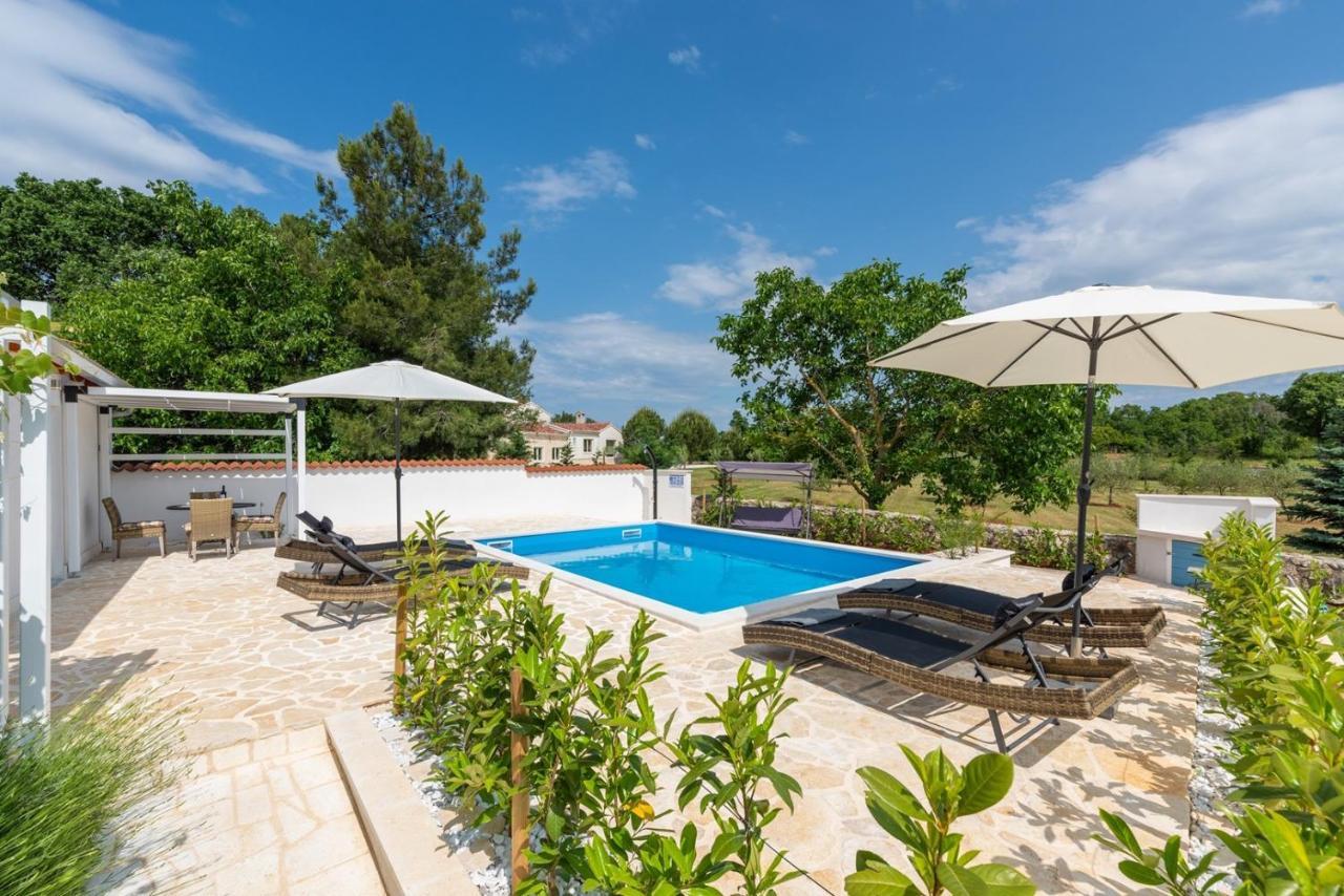 Вилла Casa Cosini With Private Pool Пореч Экстерьер фото
